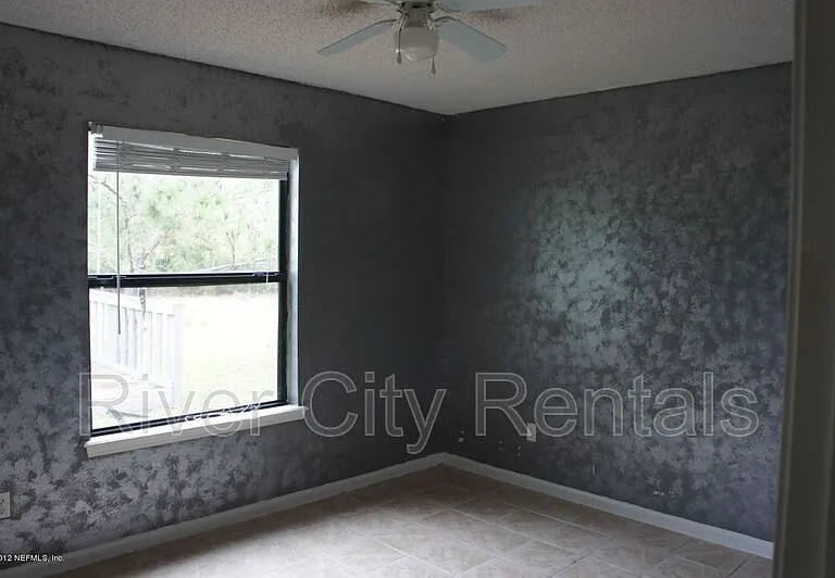 849 Candleknoll Ln — Photo 3