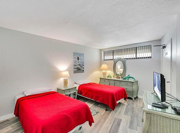 4th image of 1501 Ocean Bay Dr #504
