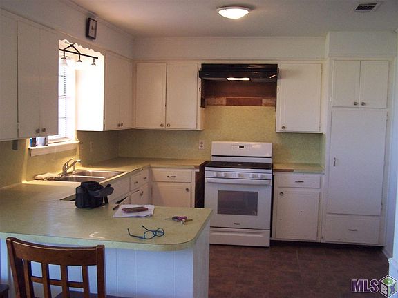 5th image of 6400 Margaret Dr