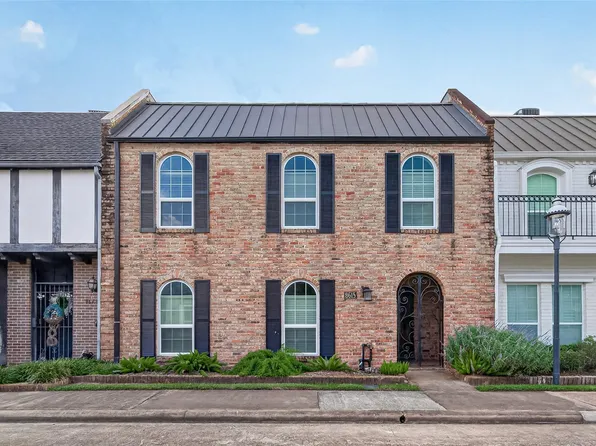 8615 La Fonte St, Houston, TX 77024