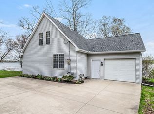 11598 Marsh Rd, Shelbyville, MI 49344