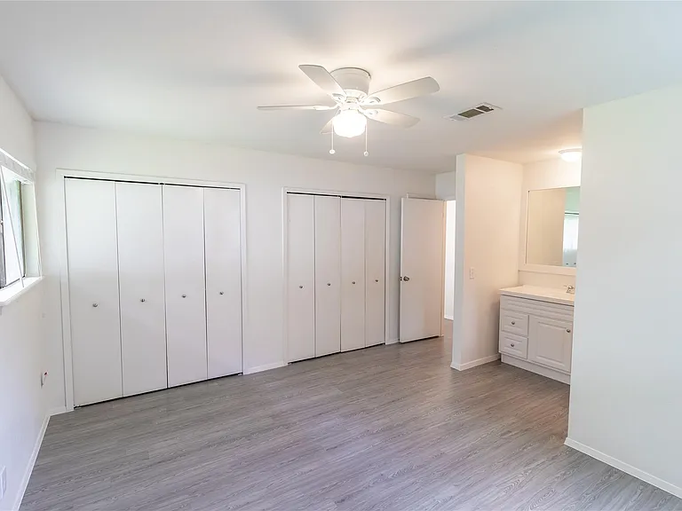 906 Red Cliff Dr — Photo 12