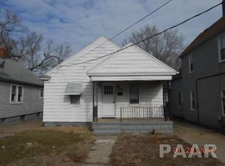 2005 W Ann St, Peoria, IL 61605