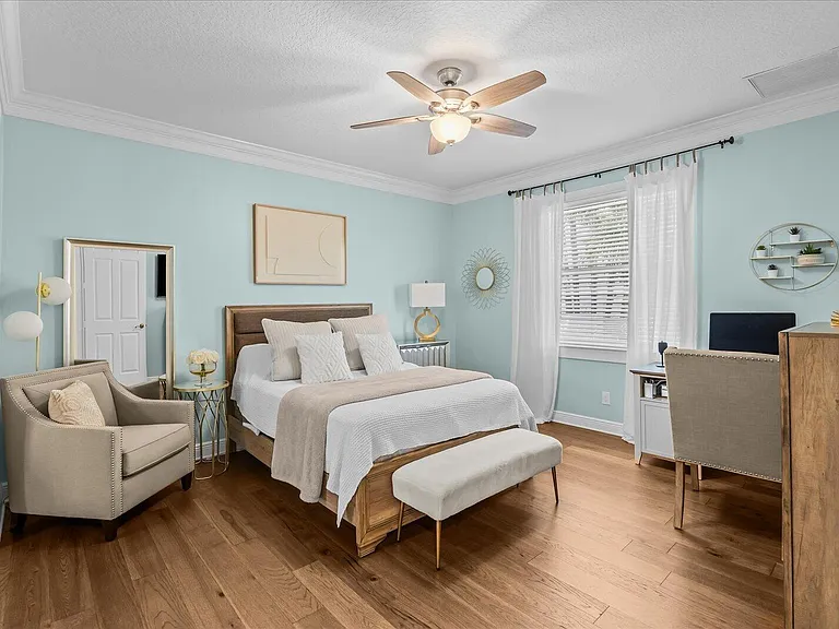 851 SW Pine Tree Ln — Photo 17