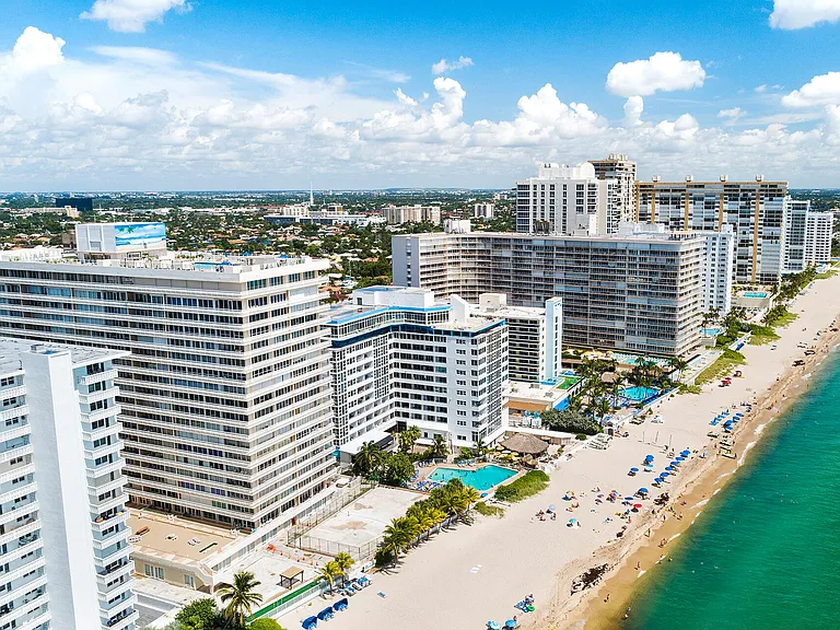 4020 Galt Ocean Dr #1807 — Photo 40