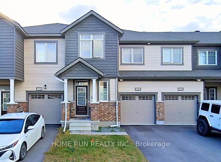 216 Billrian Cres — Photo 1