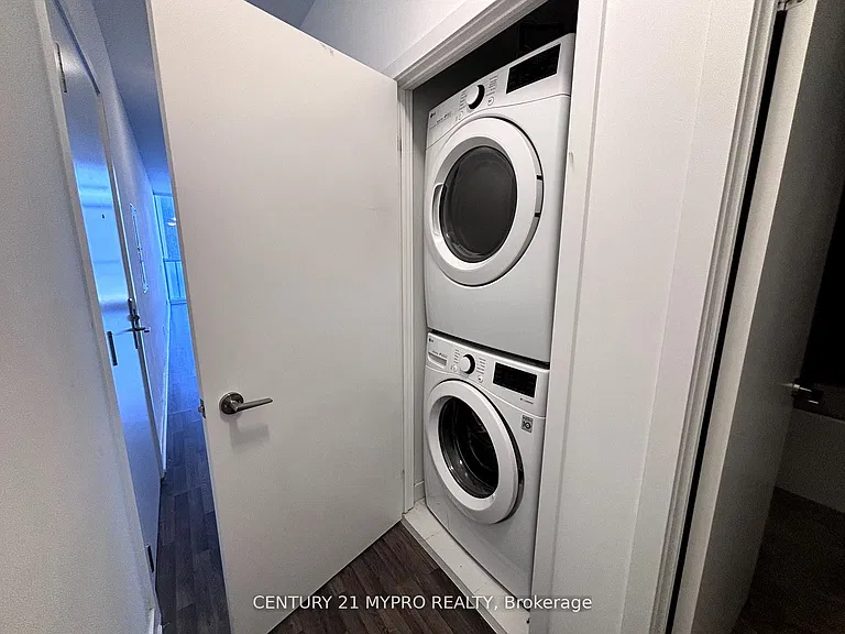 120 Parliament St #525 — Photo 14
