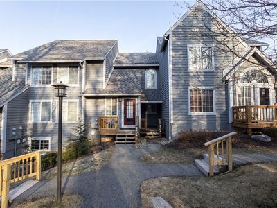 2106 Southridge Dr, Hidden Valley, PA, 15502