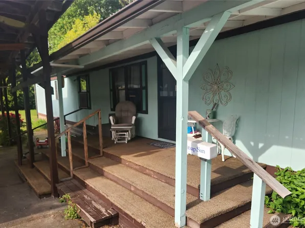 1712 NE McWilliams Road, Bremerton, WA 98311