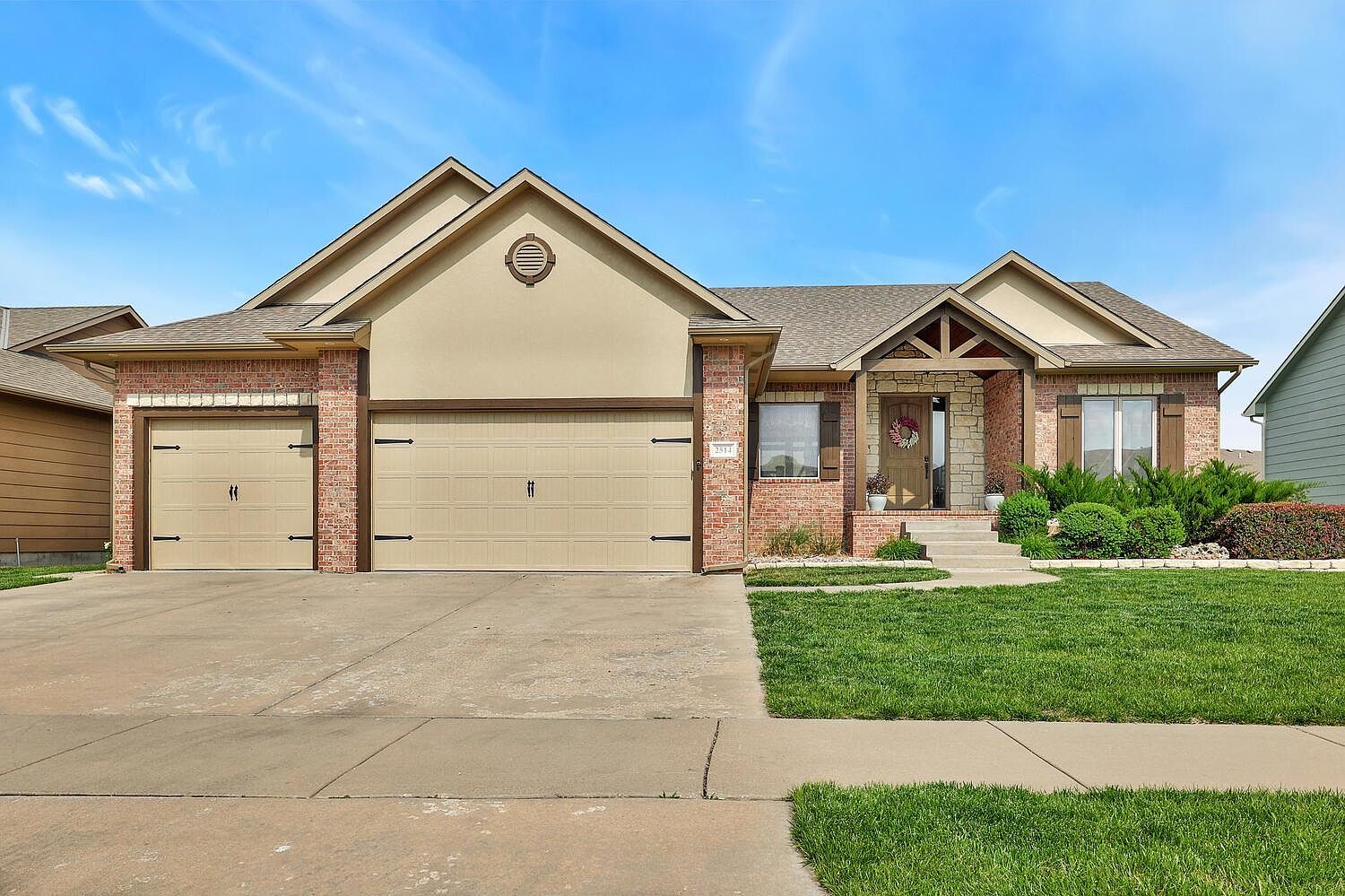 2514 N Ridgehurst St, Wichita, KS 67228 Zillow