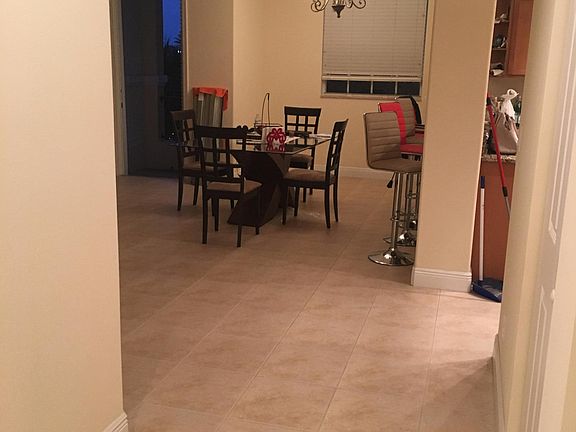 5th image of 10400 SW Stephanie Way #5-212