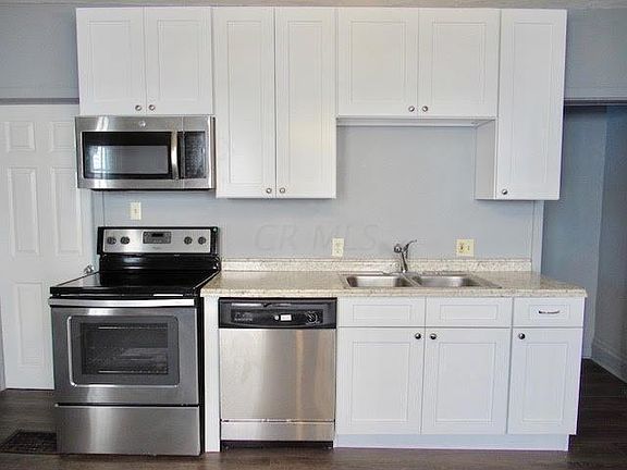 3rd image of 318 Stanaford Pl