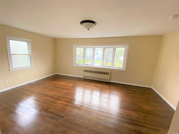 2nd image of 14-27 Waterloo Pl Floor 1