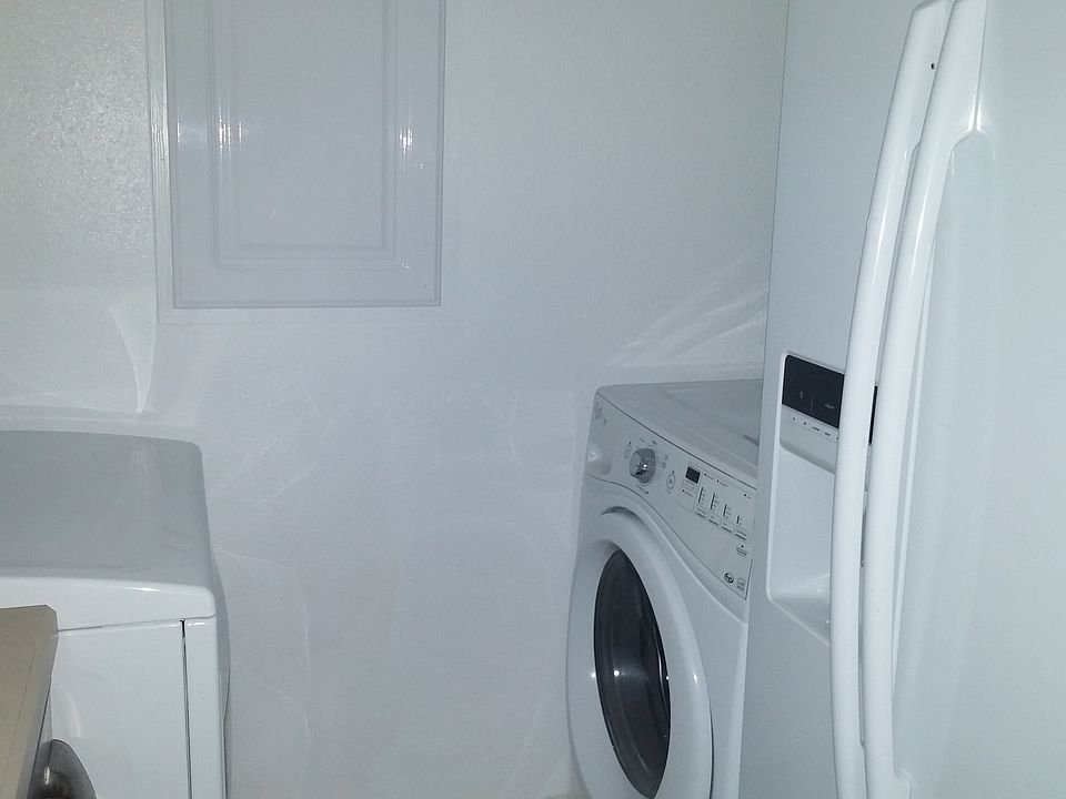 Washer Dryer Included