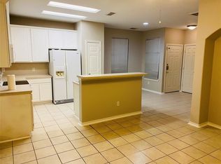 17163 Oakwood Chase Dr, Spring, TX 77379