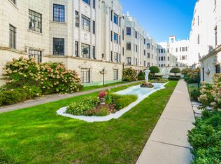 7350 N Ridge Blvd APT 22C, Chicago, IL 60645