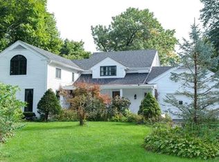 7 Crab Apple Ln, Rockford, IL 61107