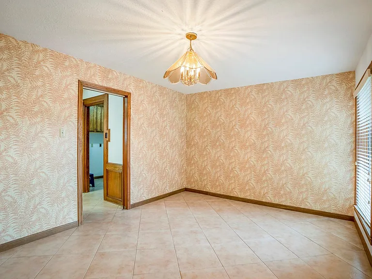 38 Devonshire Dr — Photo 14