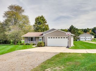 11838 Mantua Center Rd, Mantua, OH 44255