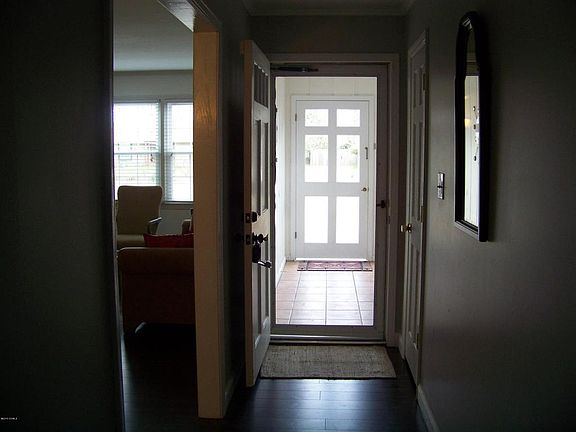 4th image of 5009 Bogue Ave