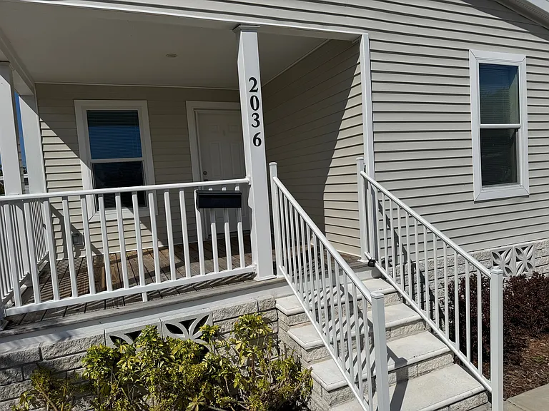 Lakeshore Landings — Photo 49