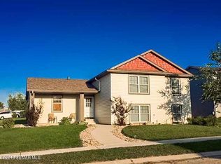 5944 Lloyd St NW, Rochester, MN 55901