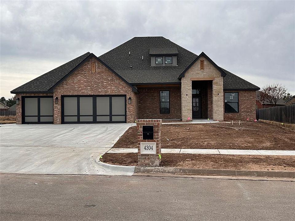 1st image of 4304 Ravenscourt Ln