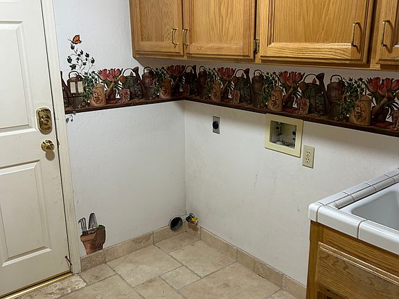 5th image of 7212 Aztec Way