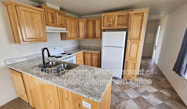 13179 Wilson Dr — Photo 2