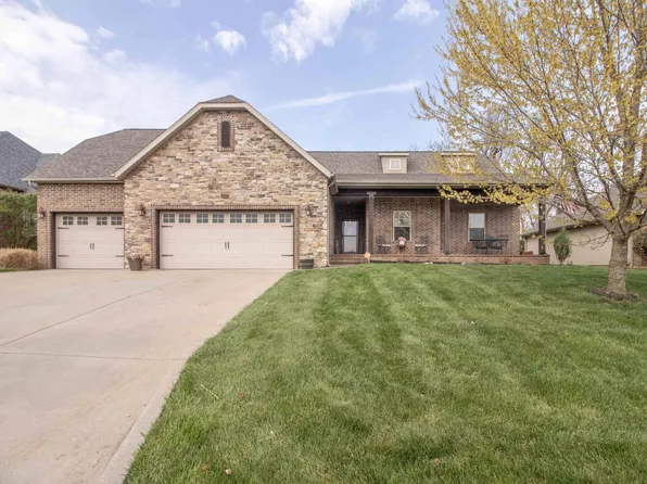 1413 N Vintage Avenue, Republic, MO 65738