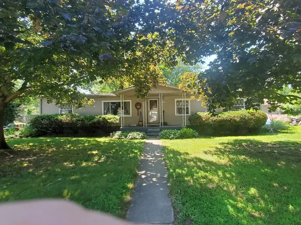 2860 N 5th St, Terre Haute, IN 47804