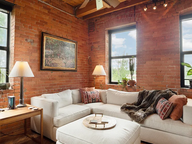 6533 E Jefferson Ave #224 — Photo 8