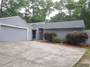 241 Wellwood Ln, Conroe, TX 77304