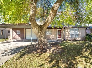 110 Grantham Rd, Baytown, TX 77521