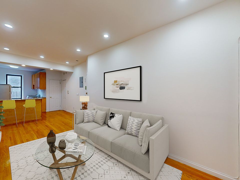 1st image of 1460 2nd Ave APT 4S