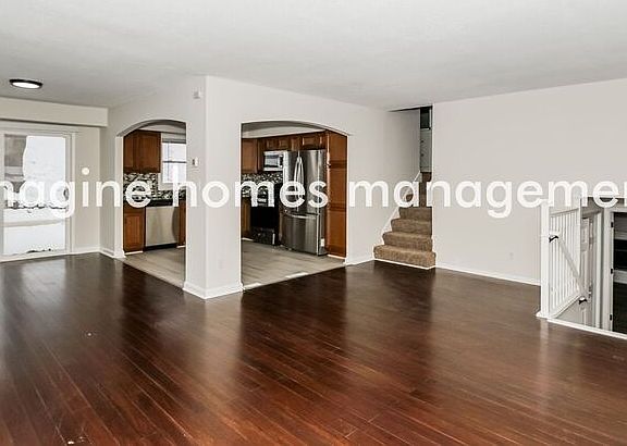4th image of 10337 Morris Rd