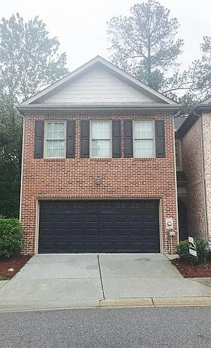 1664 Oakbrook Lake Dr Photo 1