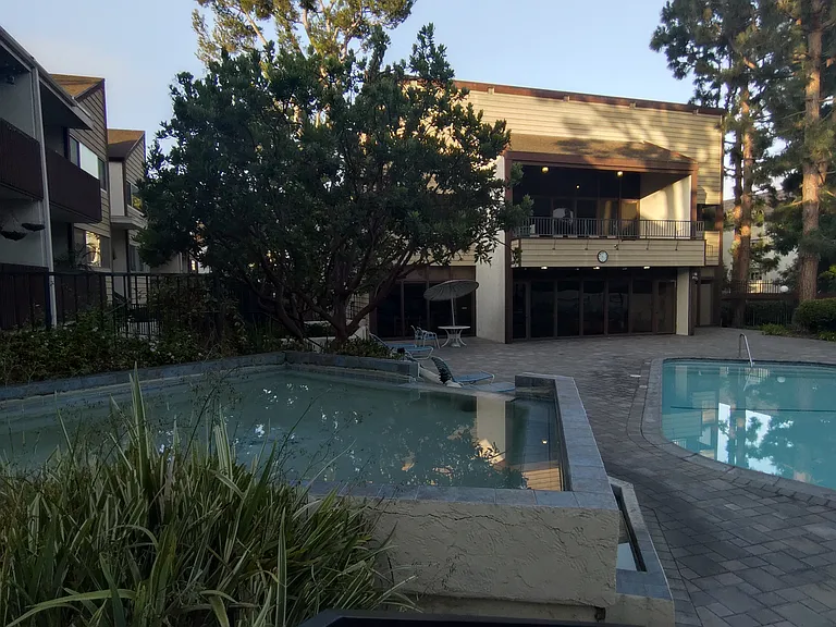 5950 Canterbury Dr #C214 — Photo 30
