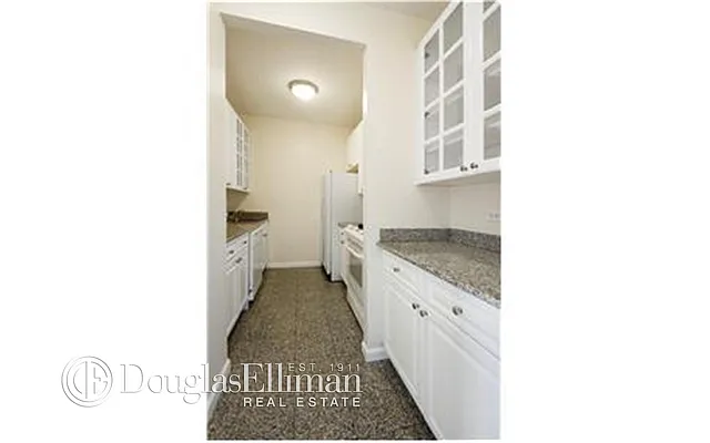 Rented by Douglas Elliman | media 15