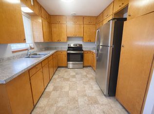 230 W 4th St #3, Saint Ansgar, IA 50472