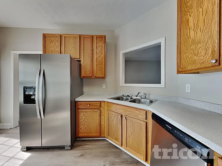 250 Indian Lake Trl — Photo 6