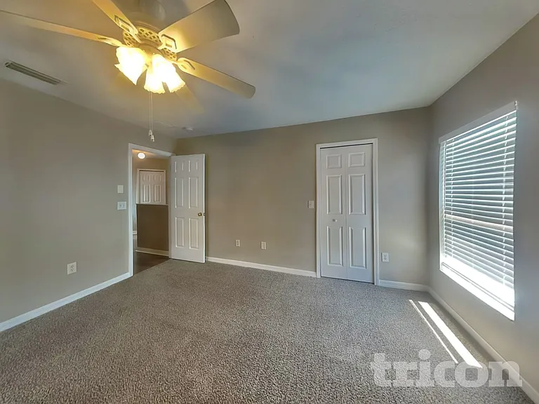 11903 Butler Woods Cir — Photo 10