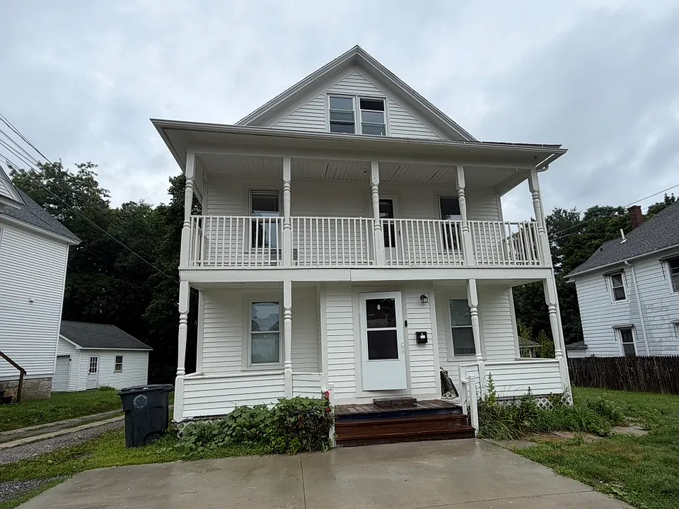 188 Hoffman St #2
