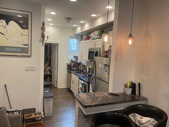 3rd image of 1826 N Newkirk St #1