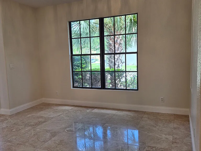 2988 Marbella Dr — Photo 10