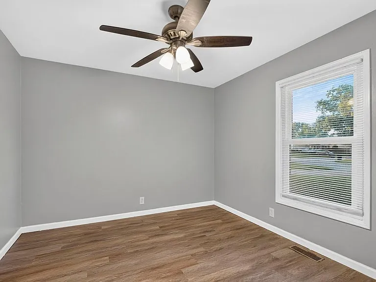3444 Woodpath Dr — Photo 30