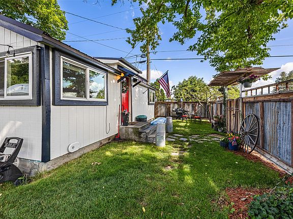5th image of 1641 Kemp St