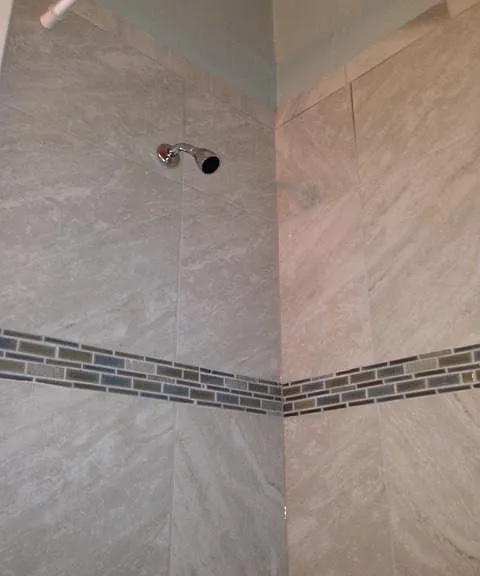 Tub/shower 3