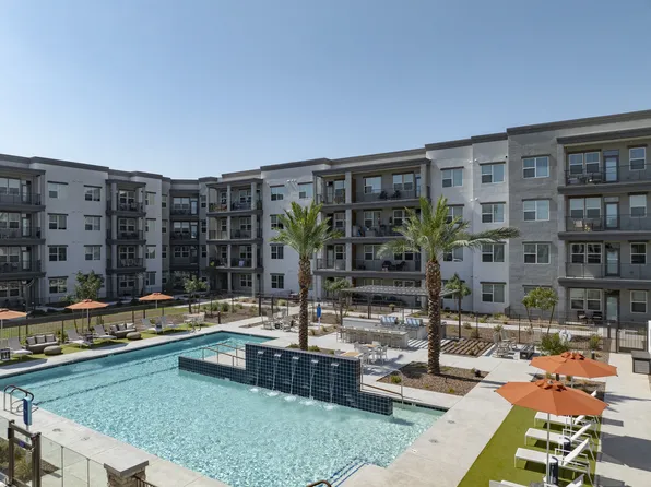 Mera Chandler 55+ Active Adult