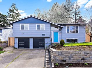 6220 SW Cherryhill Dr, Beaverton, OR
